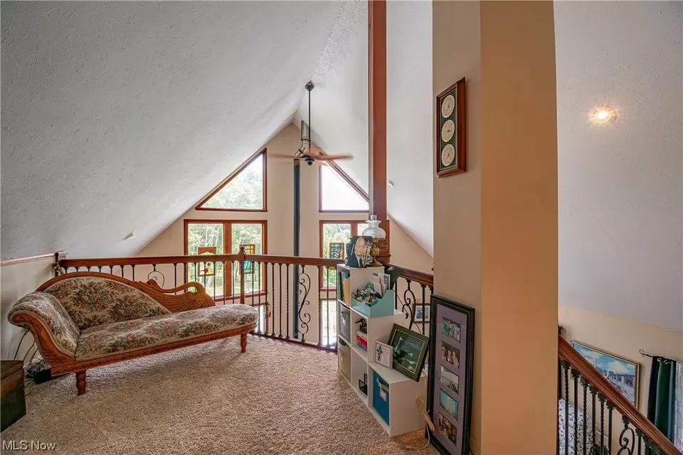  1155 E Robinson Ave, Barberton, OH 44203 photo 13