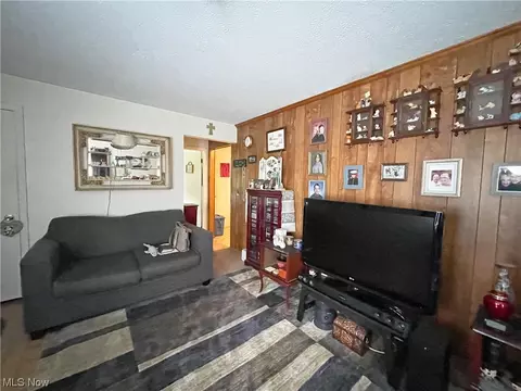 943 State Route 307 E, Jefferson, OH 44047 photo 6