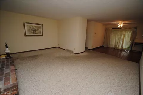 1447 Bellview St, Wickliffe, OH 44092 photo 3