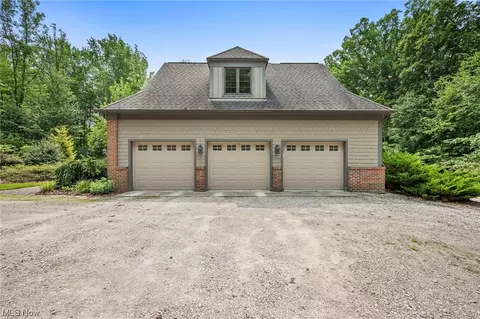 9377 Baldwin Rd, Kirtland Hills, OH 44060 photo 6
