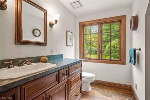 9377 Baldwin Rd, Kirtland Hills, OH 44060 photo 26