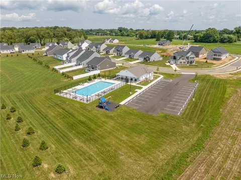 6804 Graceway Cir, Canton, OH 44721 photo 33
