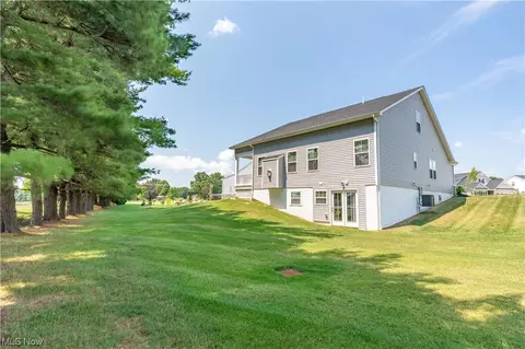 6804 Graceway Cir, Canton, OH 44721 photo 4