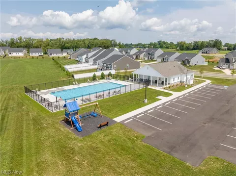 6804 Graceway Cir, Canton, OH 44721 photo 31