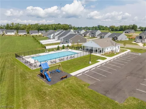 6804 Graceway Cir, Canton, OH 44721 photo 31