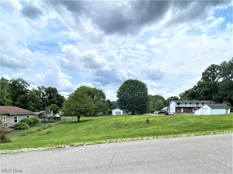 3100 Plum St, Parkersburg, WV 26104