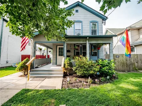 2811 Woodbridge Ave, Cleveland, OH 44109
