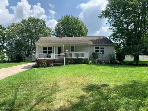 14489 Ordner Dr, Strongsville, OH 44136