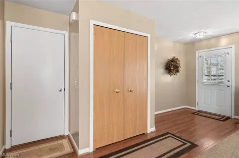 541 Upton Ct, Akron, OH 44319 photo 6