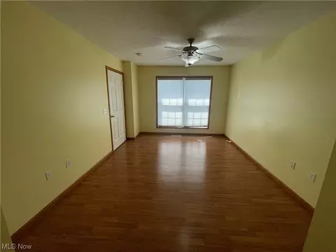 1241 Pebble Ct, Willoughby, OH 44094 photo 21