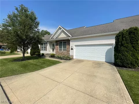 1241 Pebble Ct, Willoughby, OH 44094 photo 1