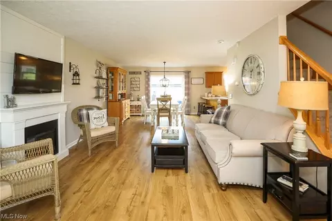 2499 Hazelnut Rd, Ravenna, OH 44266 photo 3