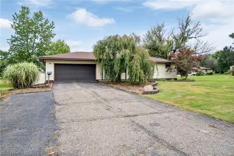 1090 Edward Ave SW, Massillon, OH 44647