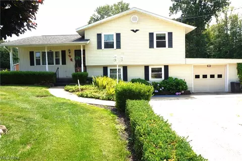 58 Old Forge Rd, Tallmadge, OH 44278