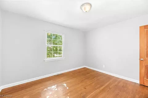 870 E 260th St, Euclid, OH 44132 photo 19