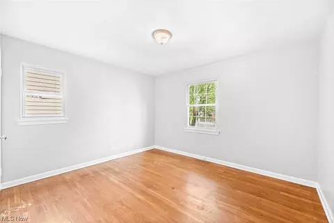 870 E 260th St, Euclid, OH 44132 photo 18