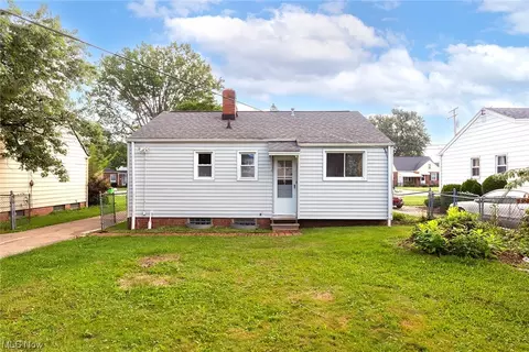 870 E 260th St, Euclid, OH 44132 photo 27