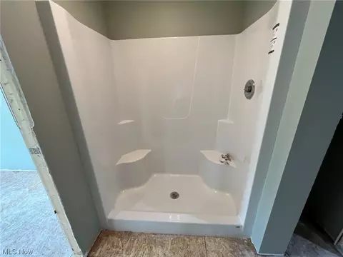 238 E Ohio Ave, Dover, OH 44622 photo 6