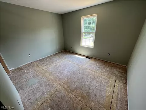 238 E Ohio Ave, Dover, OH 44622 photo 9