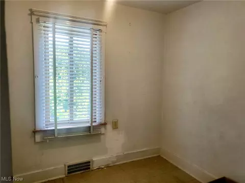 112 E 32nd St, Lorain, OH 44055 photo 11