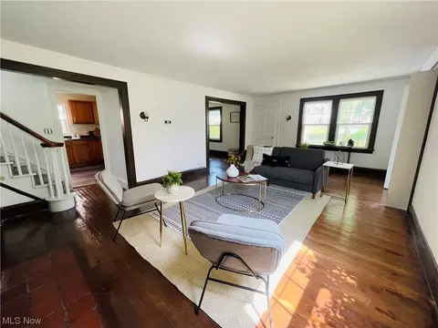 1810 E 227th St, Euclid, OH 44117 photo 3