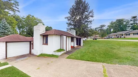244 Chapel Rd, Wheeling, WV 26003 photo 5