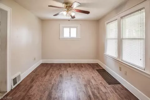 1852 Java Ave, Akron, OH 44305 photo 4