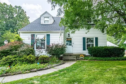 33716 Baldwin Rd, Solon, OH 44139 photo 1