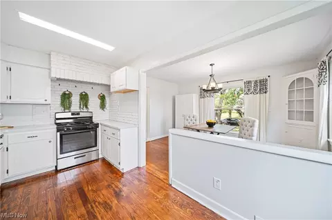 33716 Baldwin Rd, Solon, OH 44139 photo 4