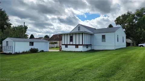 4300 9th Ave, Vienna, WV 26105 photo 23