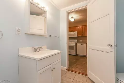 3714 Pershing Ave, Parma, OH 44134 photo 12