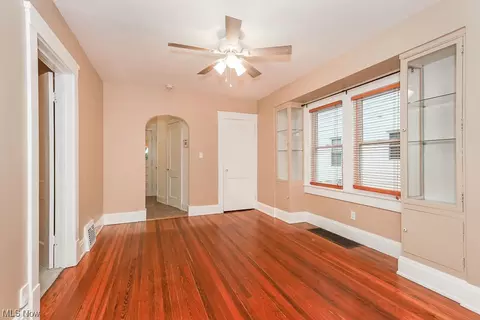3714 Pershing Ave, Parma, OH 44134 photo 9