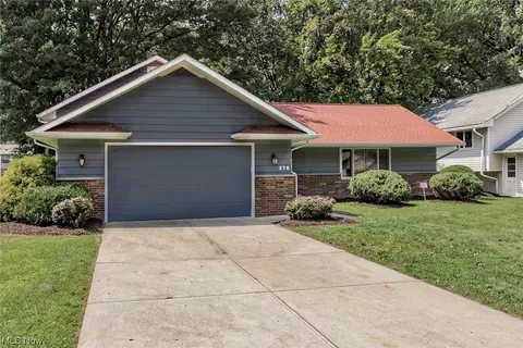 378 Balmoral Dr, Richmond Heights, OH 44143