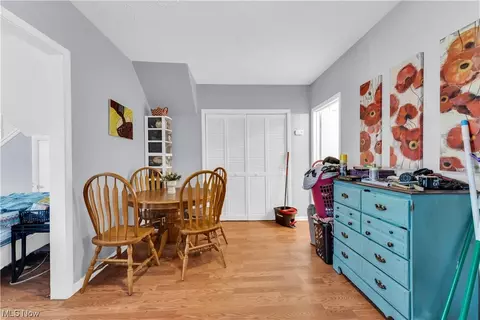 111 E 220th St, Euclid, OH 44123 photo 9