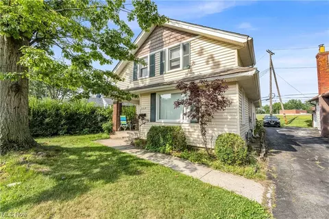 111 E 220th St, Euclid, OH 44123 photo 1