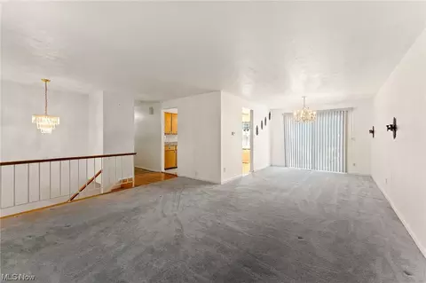 3145 Williamsburg St NW, Warren, OH 44485 photo 3