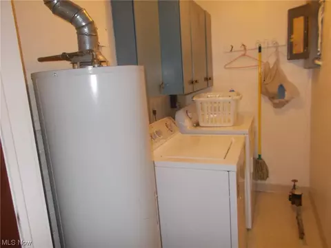 628 Thayer Ave, Ashtabula, OH 44004 photo 9