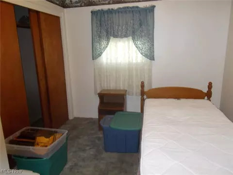 628 Thayer Ave, Ashtabula, OH 44004 photo 5