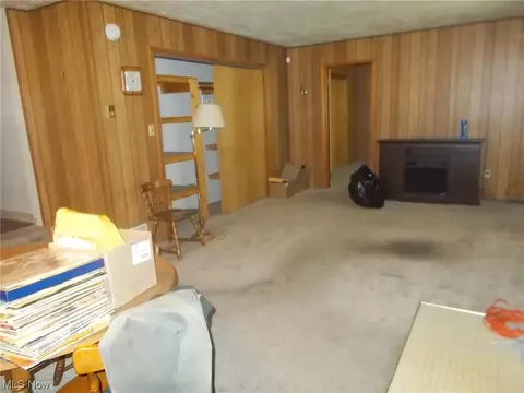 628 Thayer Ave, Ashtabula, OH 44004 photo 12