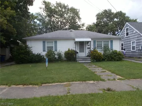 628 Thayer Ave, Ashtabula, OH 44004 photo 1