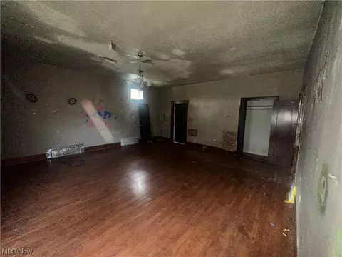 2842 Elyria Ave, Lorain, OH 44055 photo 5