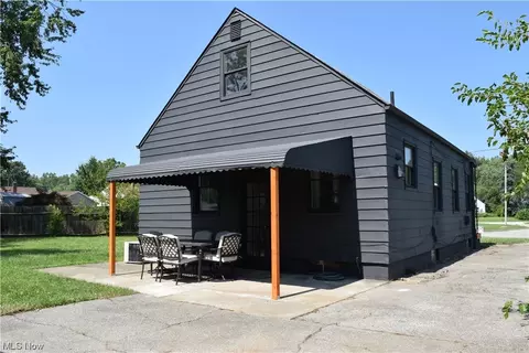 2448 E 37th St, Lorain, OH 44055 photo 18