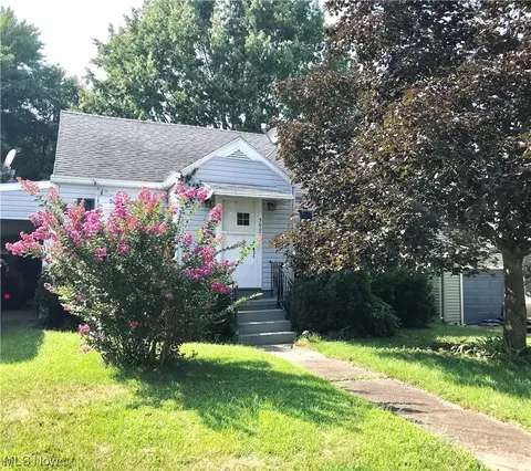 3607 Liberty St, Parkersburg, WV 26104