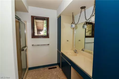 2448 River Rd, Willoughby Hills, OH 44094 photo 22