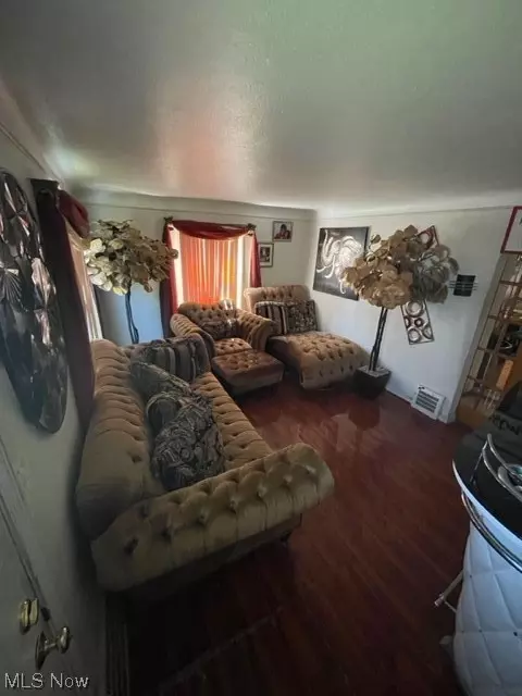 1490 E 195th St, Euclid, OH 44117 photo 11