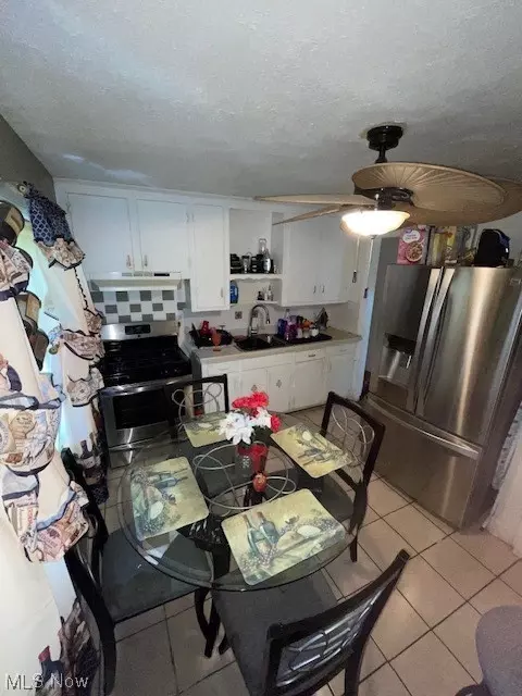 1490 E 195th St, Euclid, OH 44117 photo 3