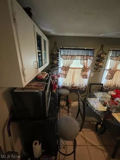 1490 E 195th St, Euclid, OH 44117 photo 4
