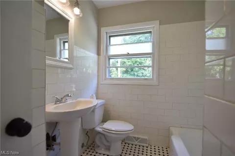 1789 Mathews Rd, Poland, OH 44514 photo 12