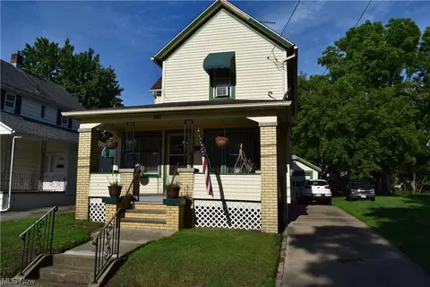 146 17th St NW, Barberton, OH 44203