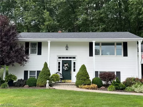 2327 W 13th St, Ashtabula, OH 44004 photo 2